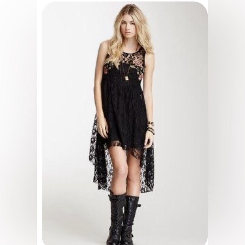 Free People “Russian Nesting Doll” Black lace dress with floral appliqué